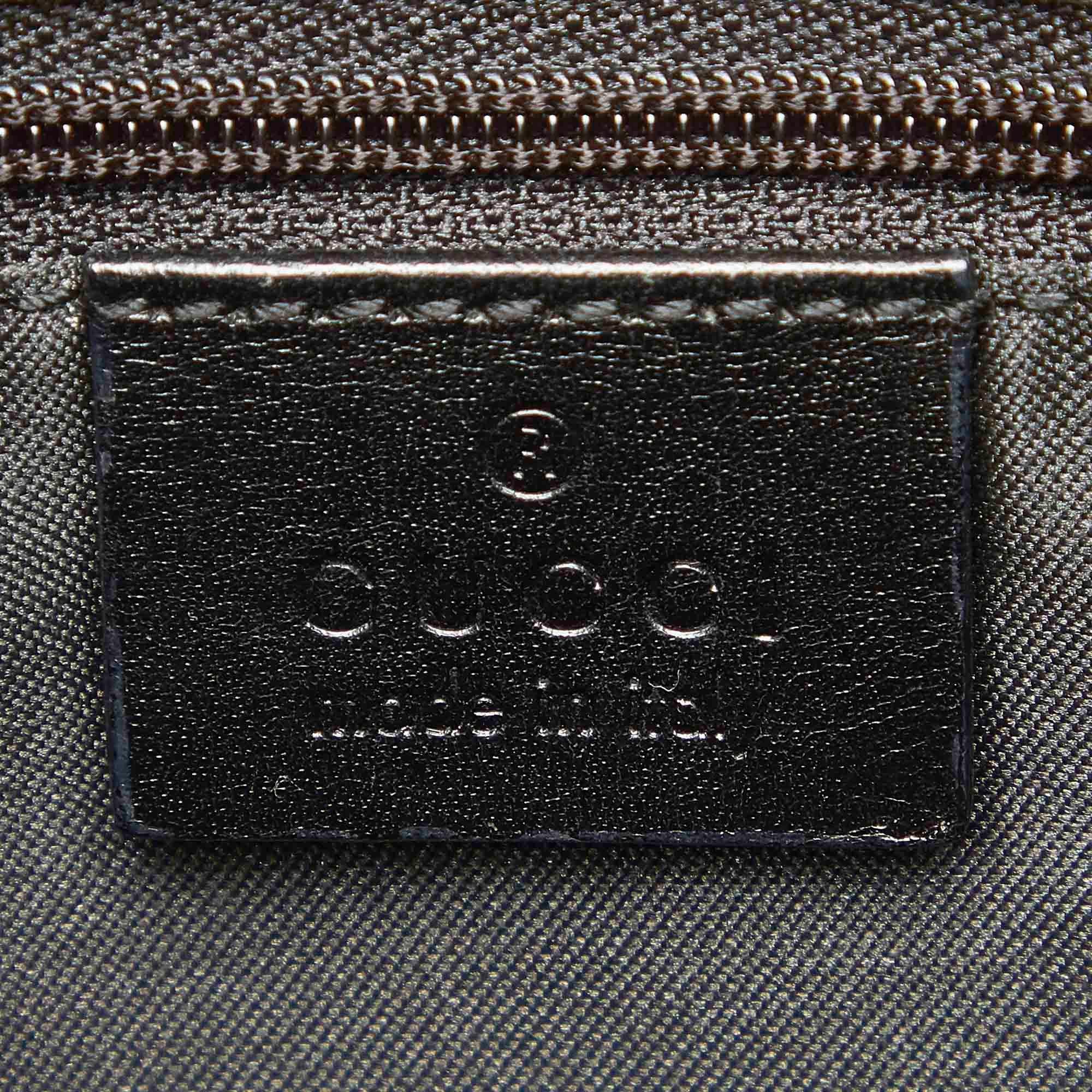 Gucci GG Nylon Shoulder Bag (SHG-22343)