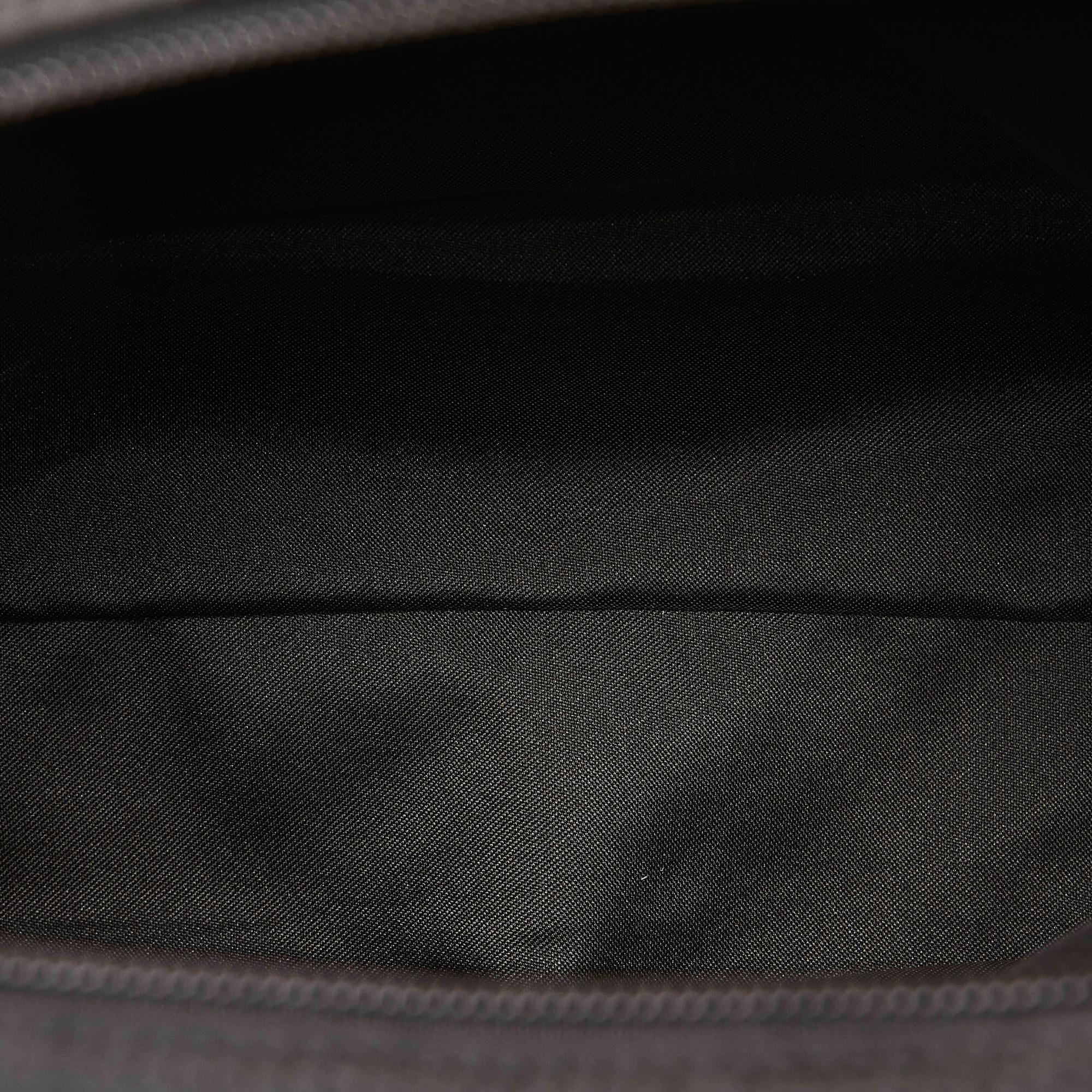 Gucci GG Nylon Shoulder Bag (SHG-29560)