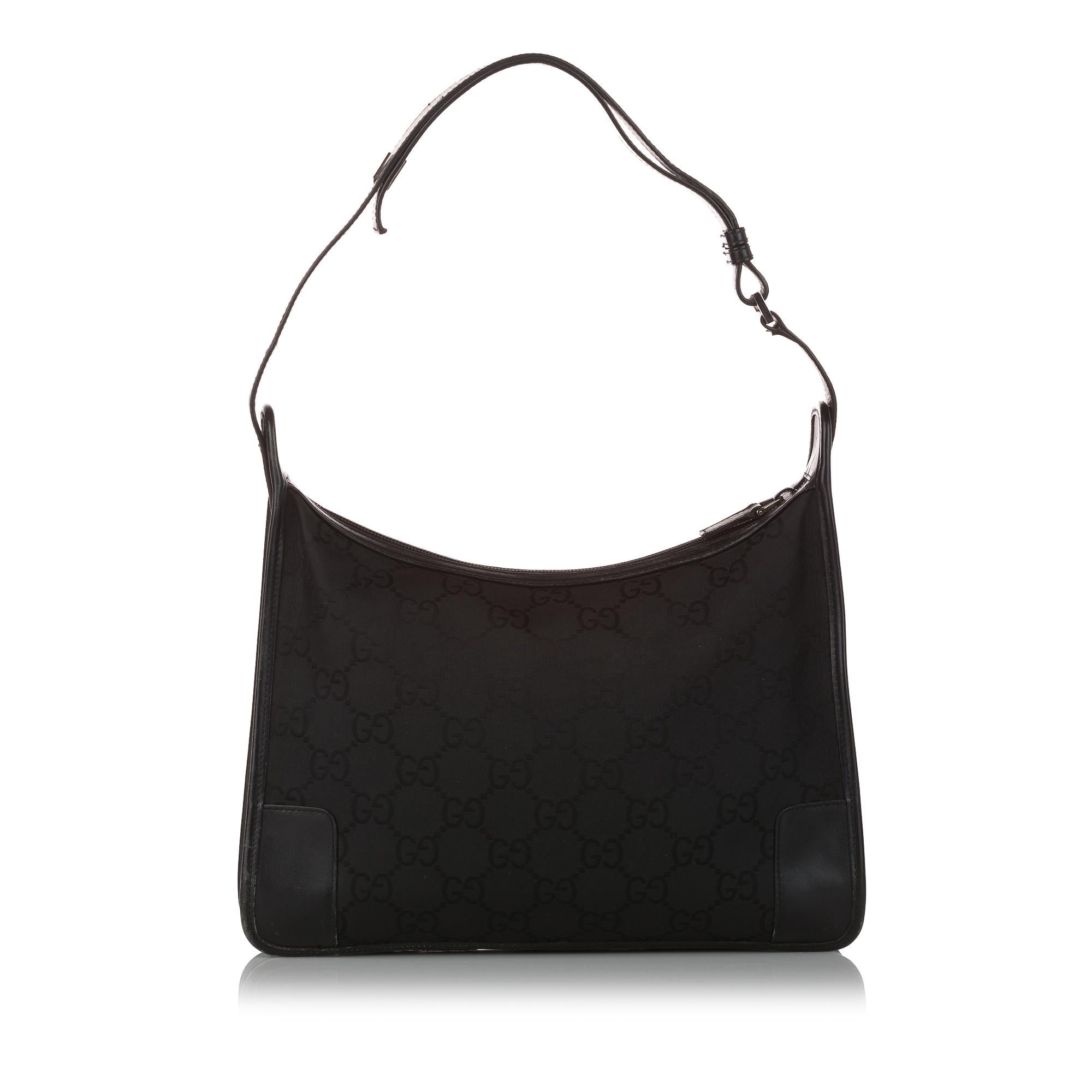 Gucci GG Nylon Shoulder Bag (SHG-31048)