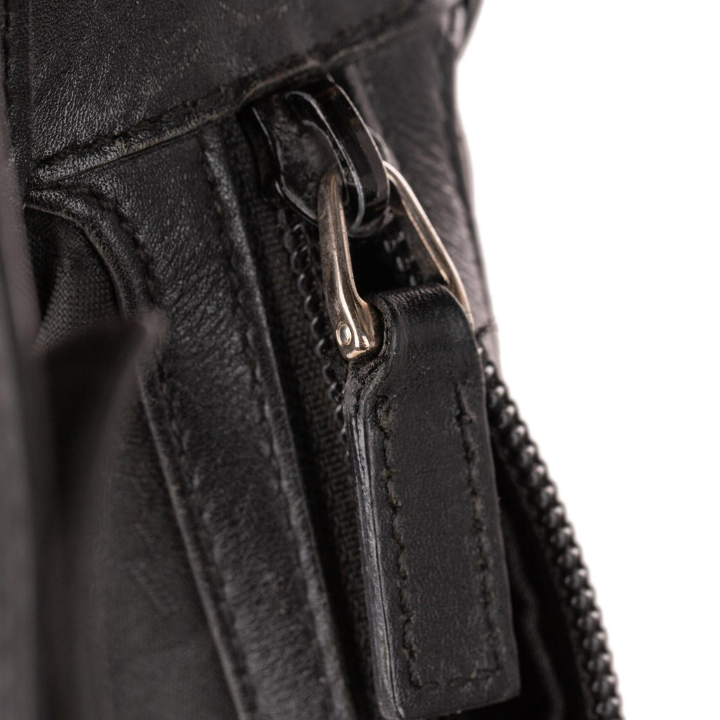 Gucci GG Nylon Shoulder Bag (SHG-31048)