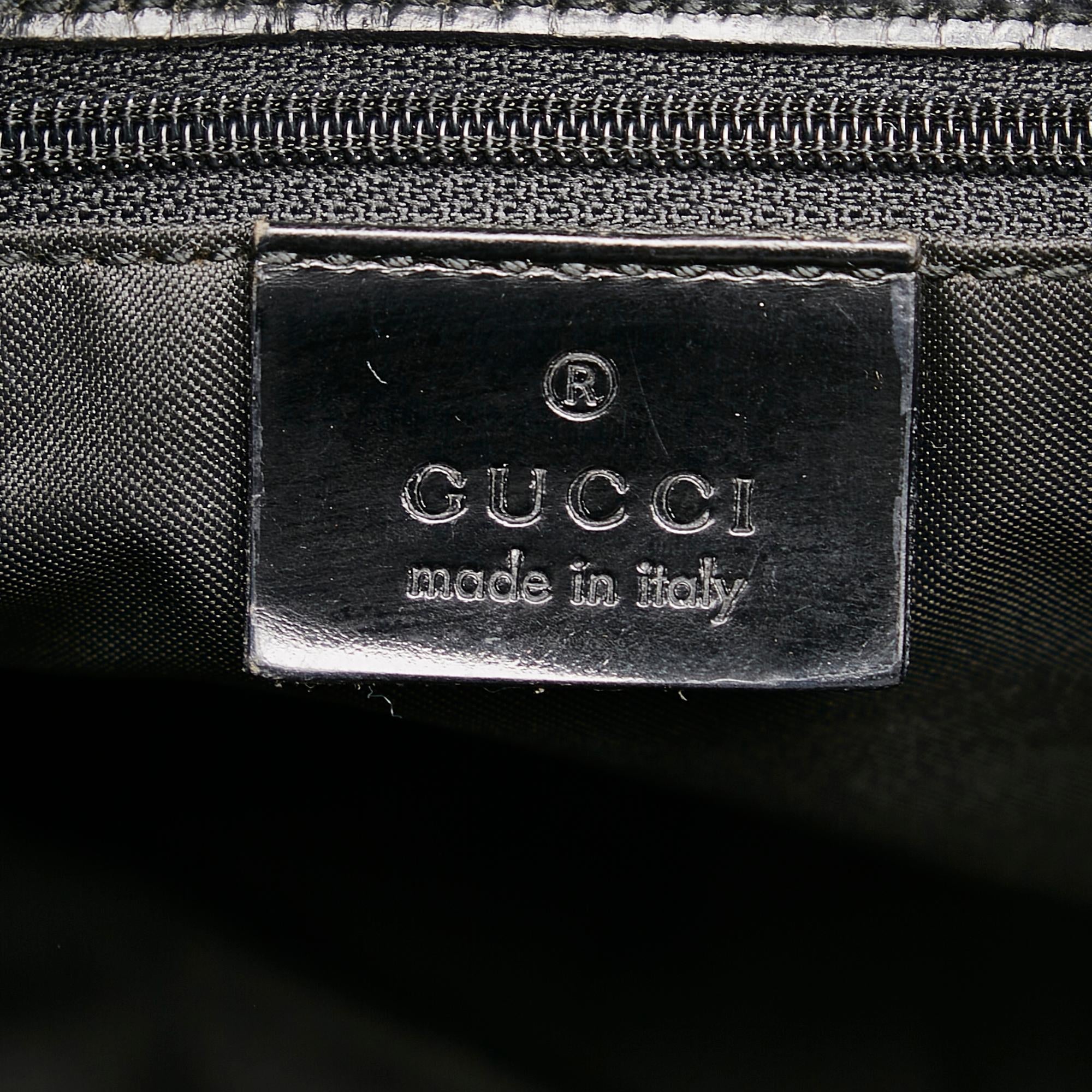 Gucci GG Nylon Shoulder Bag (SHG-k5Q18t)