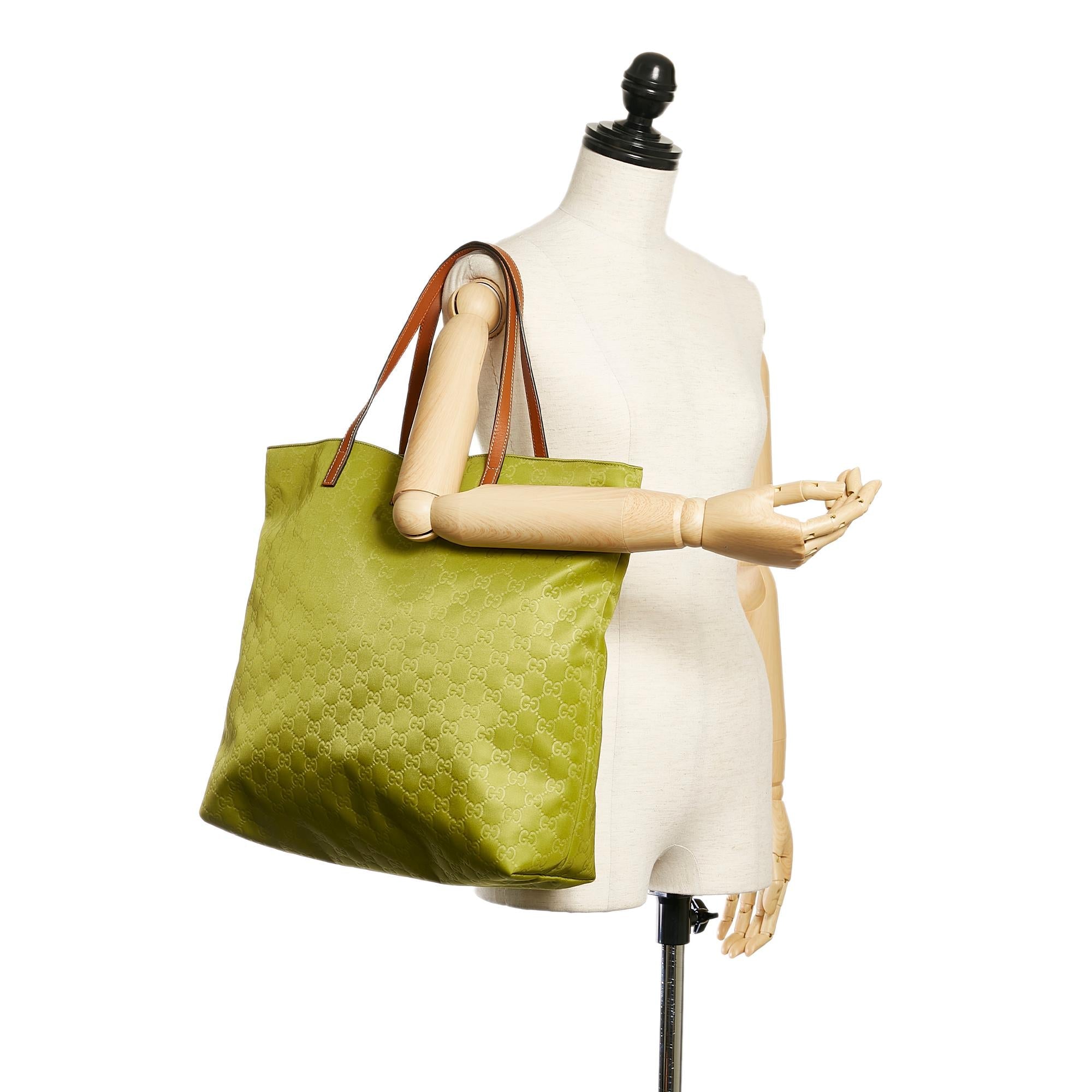 Gucci GG Nylon Tote Bag (SHG-29361)