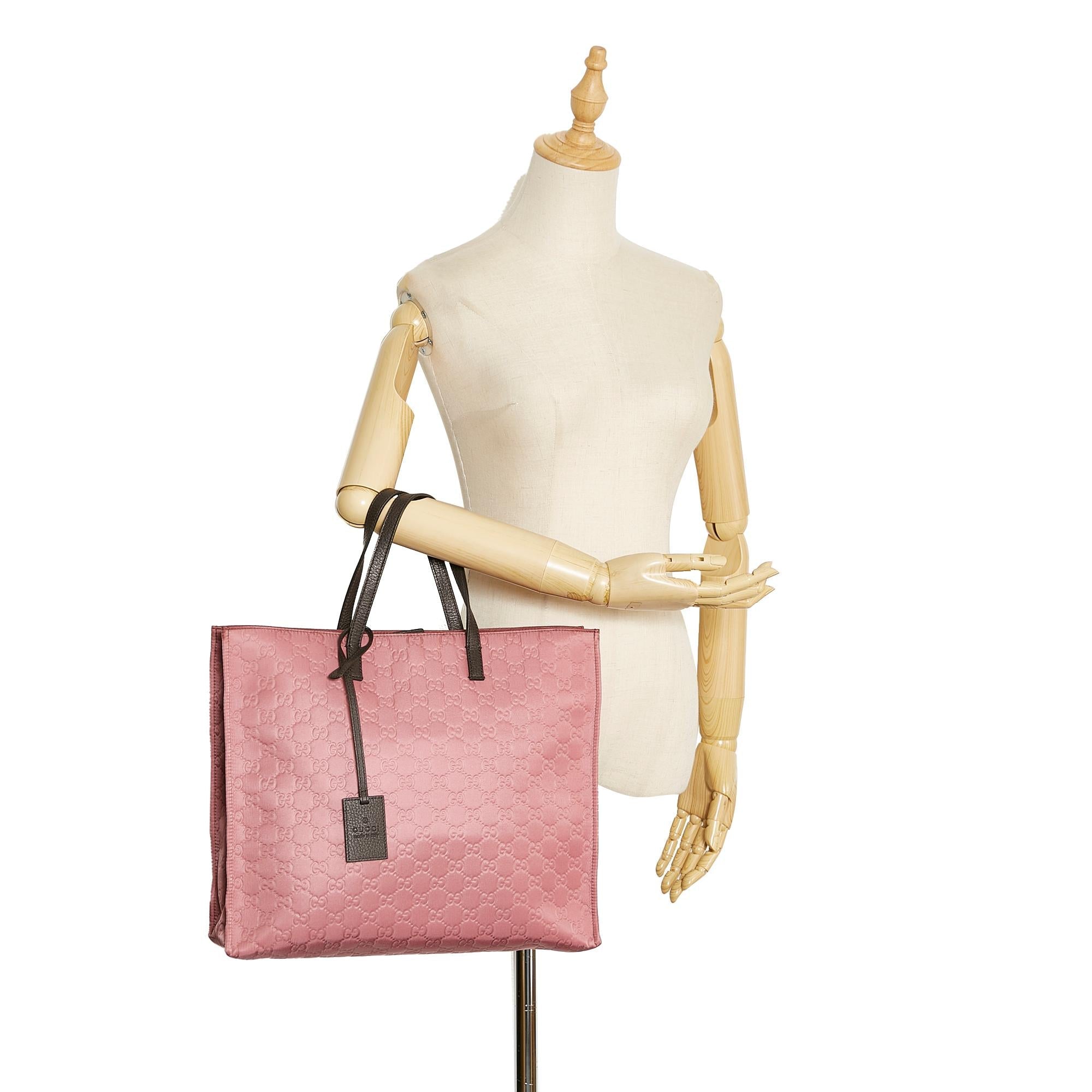 Gucci GG Nylon Tote Bag (SHG-TKdzqK)