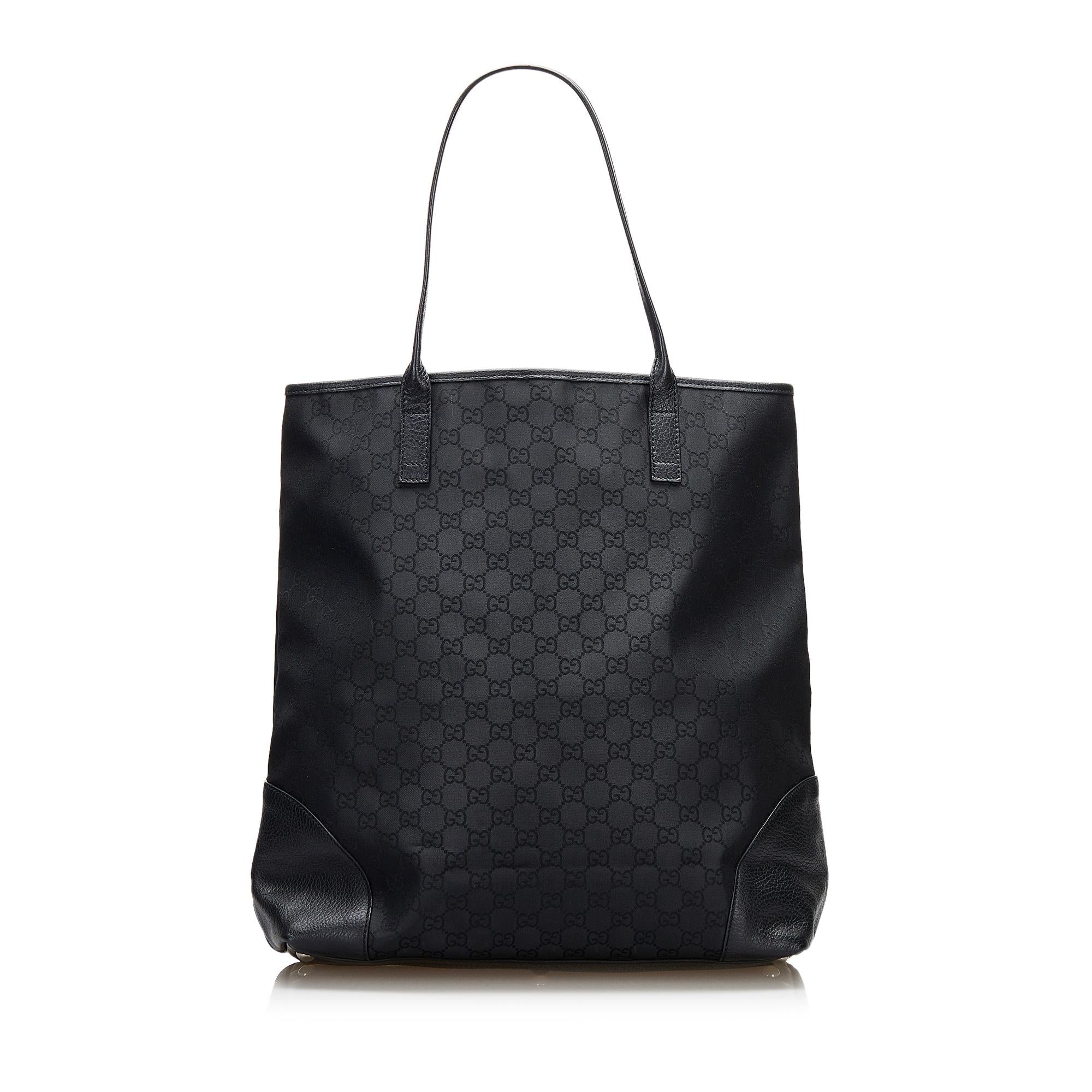 Gucci GG Nylon Tote (SHG-yOEqEf)