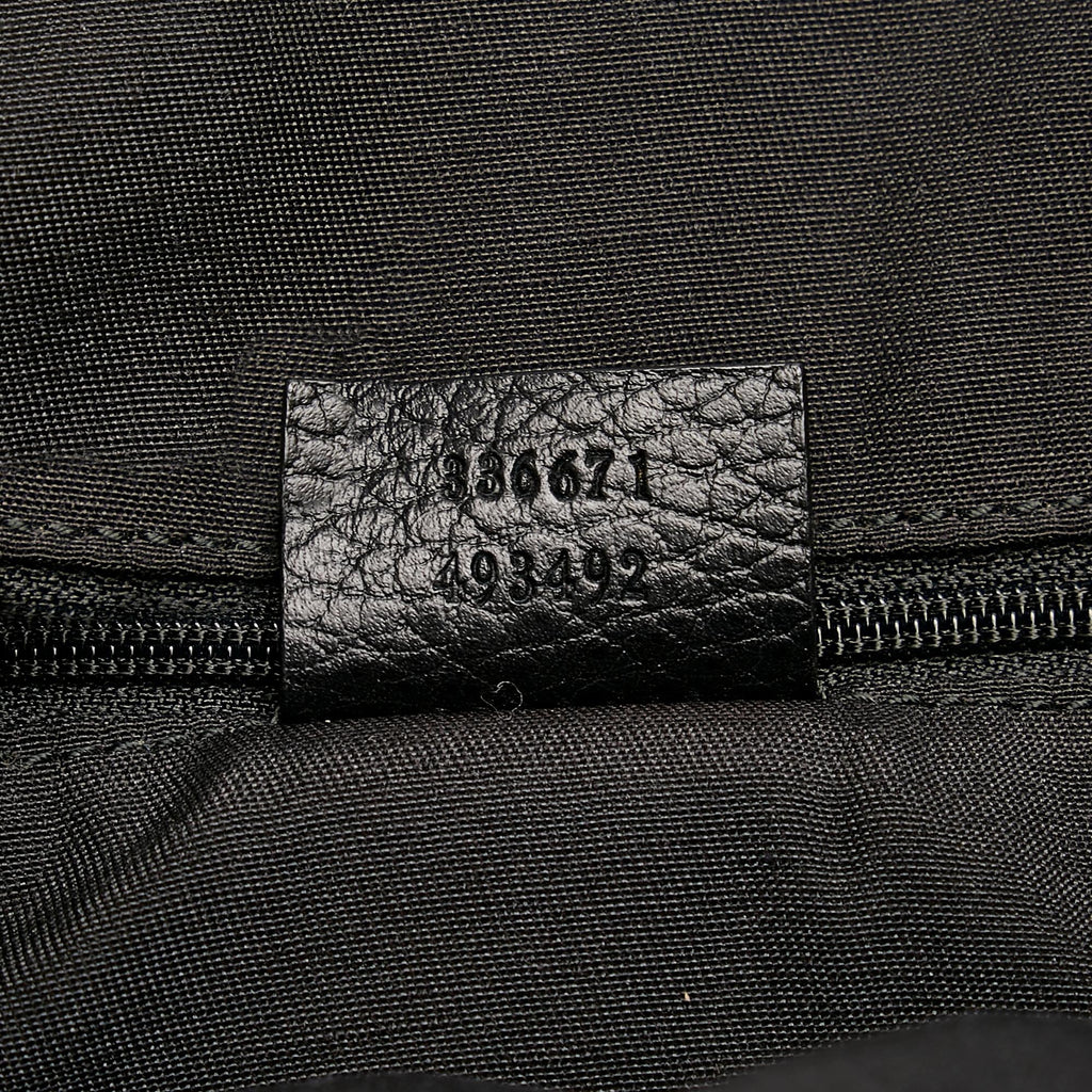 Gucci GG Nylon Tote (SHG-yOEqEf)
