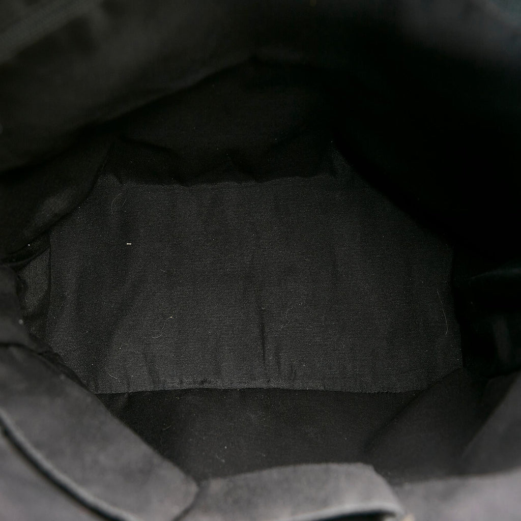 Gucci GG Nylon Tote (SHG-yOEqEf)
