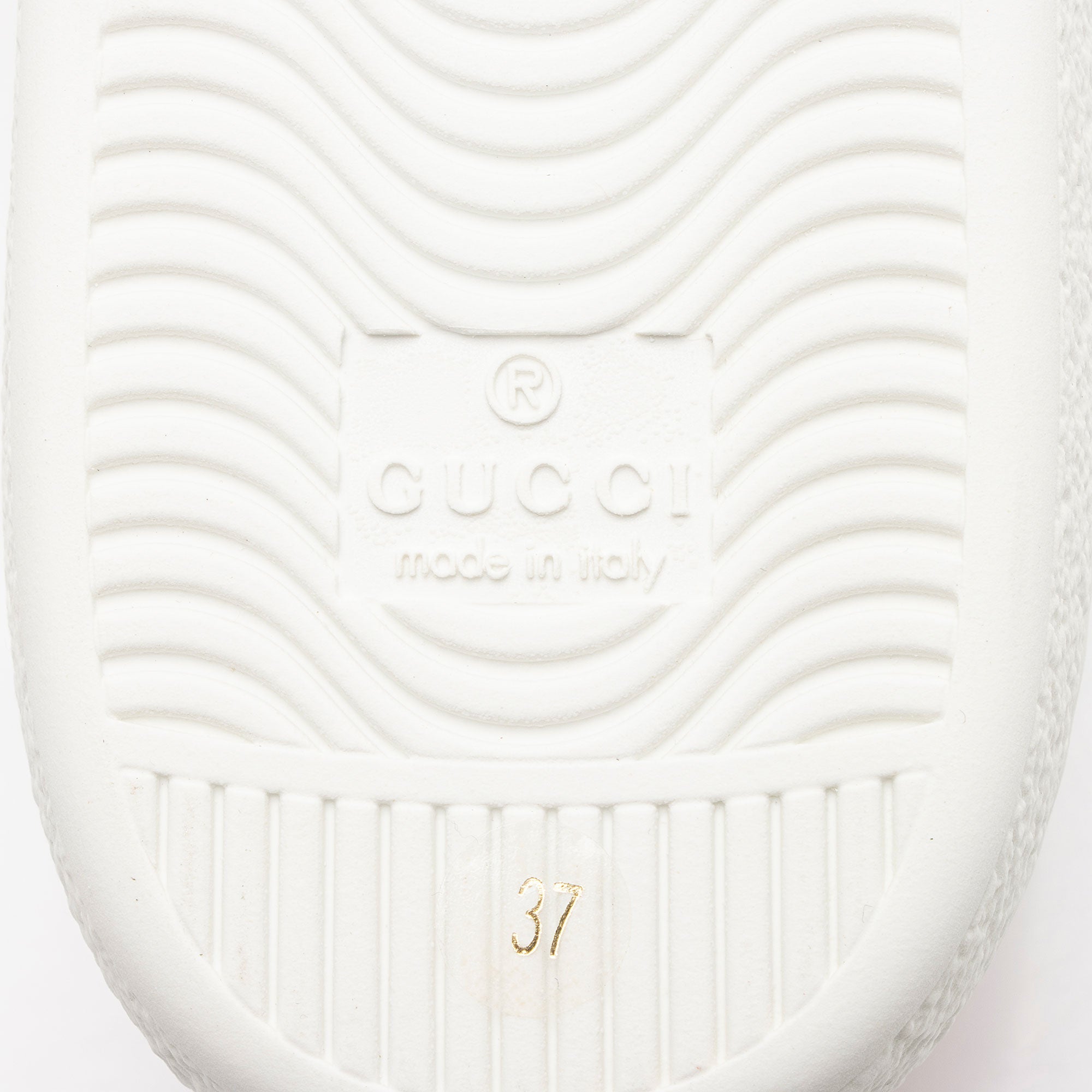 Gucci GG Supreme Bee Ace Sneakers - Size 7 / 37