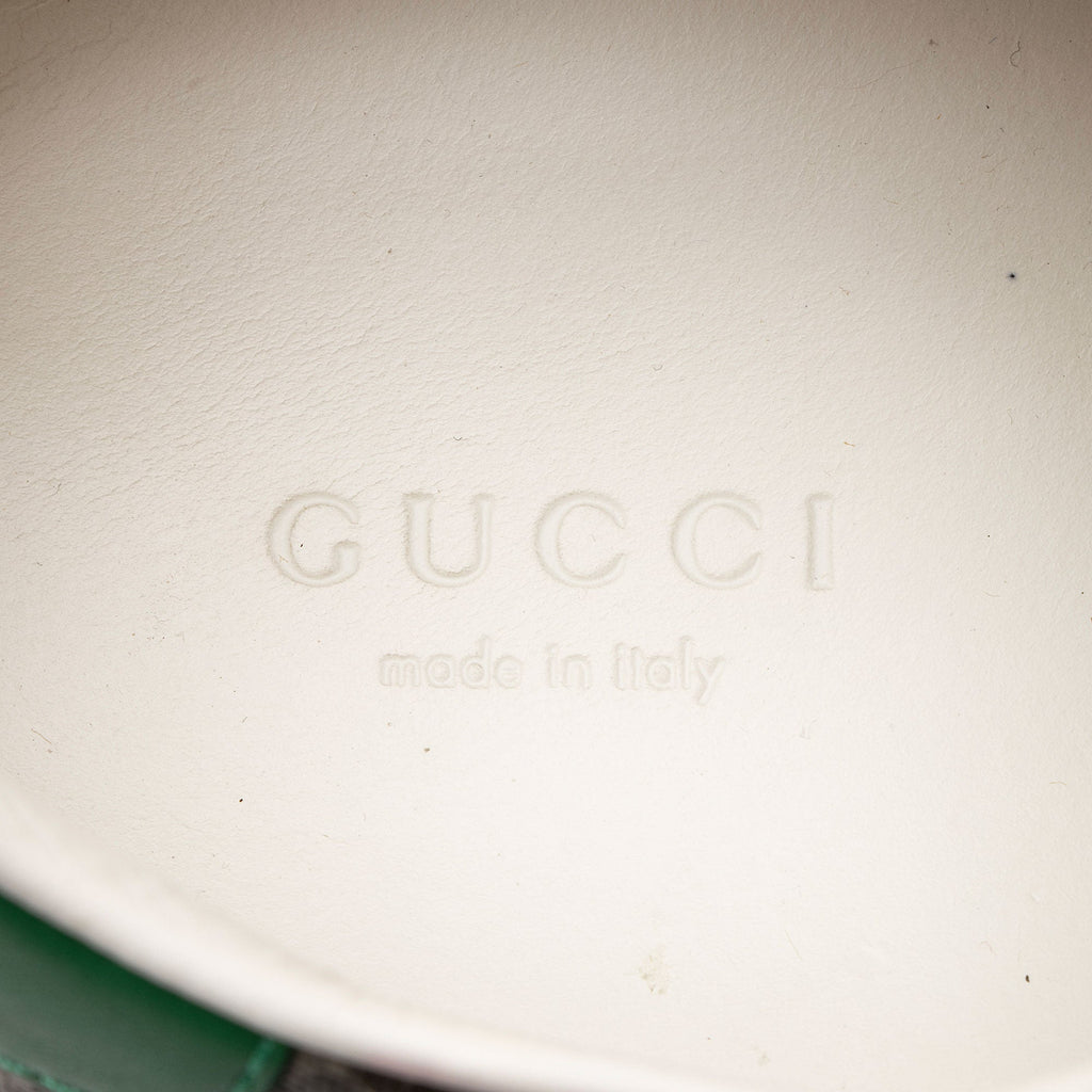 Gucci GG Supreme Apple Sneakers - Size 37.5 / 7.5 (SHF-8bwssz)