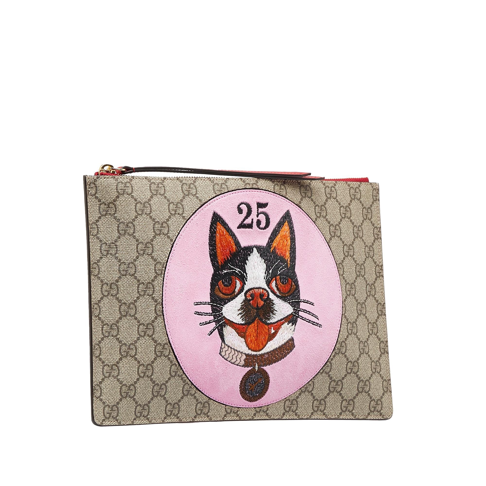 Gucci GG Supreme Bosco Clutch (SHG-ikvRoS)