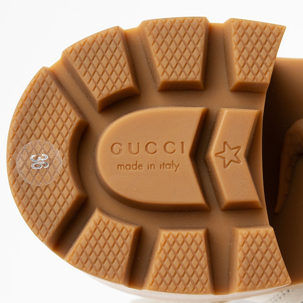 Gucci GG Supreme Calfskin Kensington Double Buckle Ankle Boots - Size 6 / 36 (SHF-A8qD9b)