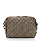 Gucci GG Supreme Classic Small Camera Bag (SHF-fqjHTG)