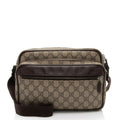 Gucci GG Supreme Classic Small Camera Bag (SHF-fqjHTG)