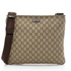 Gucci GG Supreme Classic Flat Medium Messenger