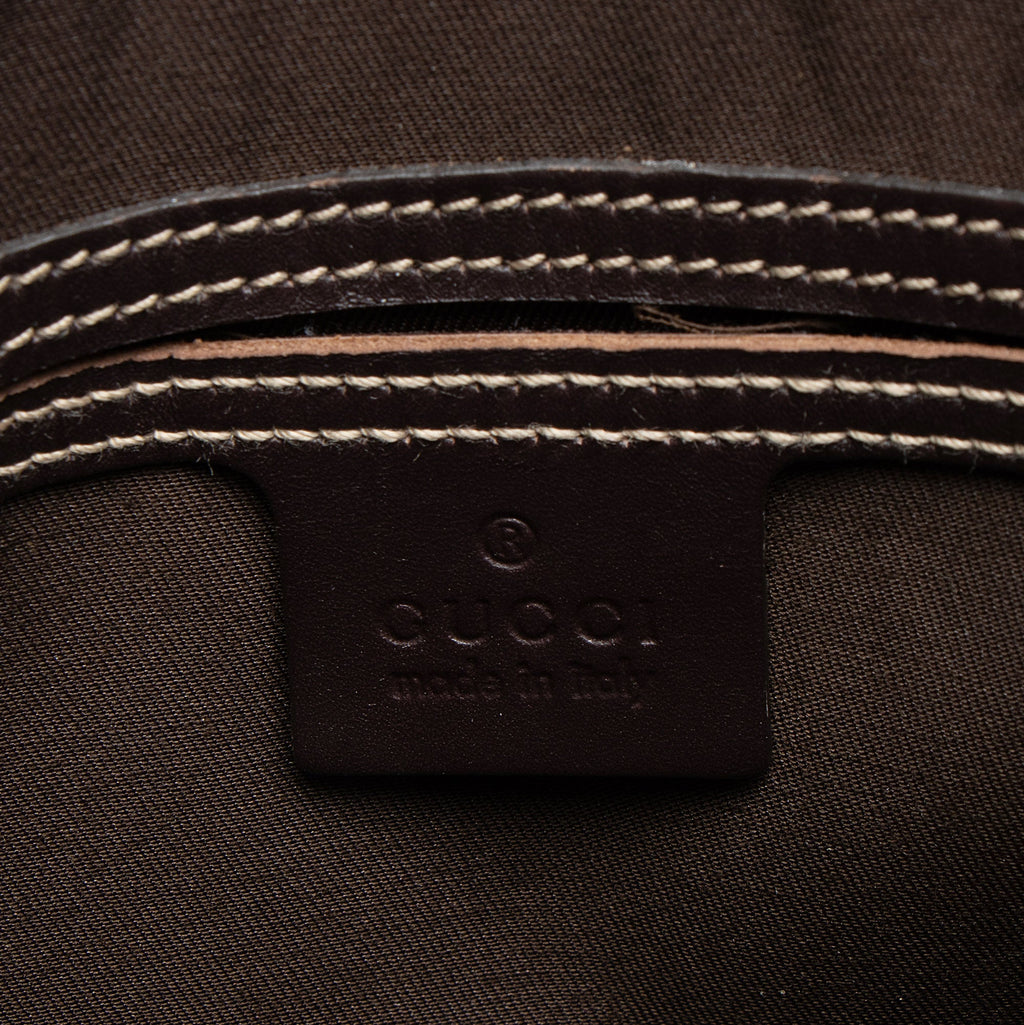 Gucci GG Supreme Classic Small Messenger