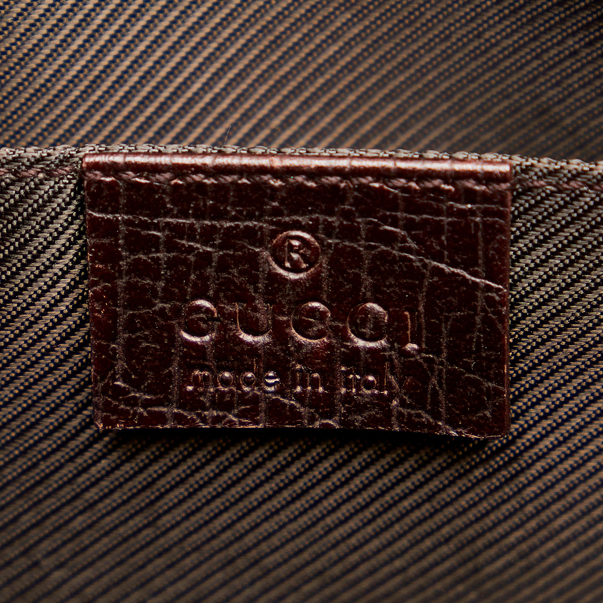 Gucci GG Supreme Clutch Bag (SHG-27183)