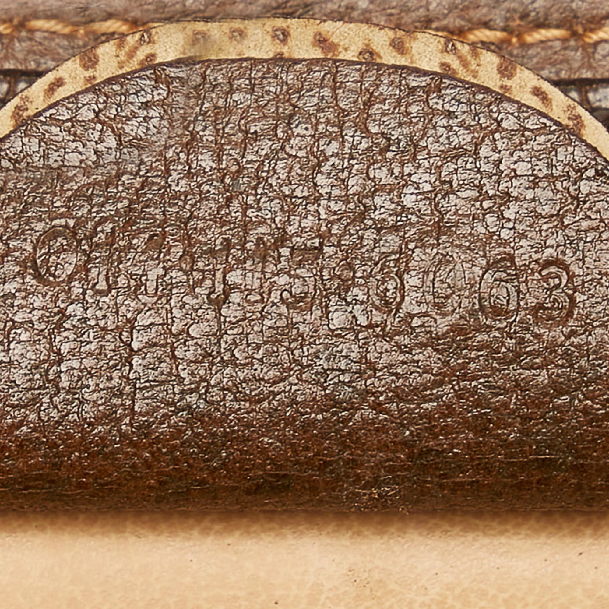 Gucci GG Supreme Clutch Bag (SHG-32201)