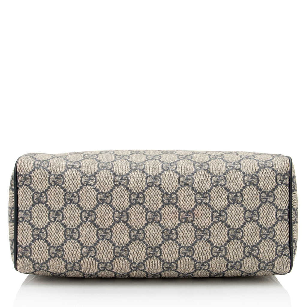 Gucci GG Supreme Cosmetic Case (SHF-g399e7)