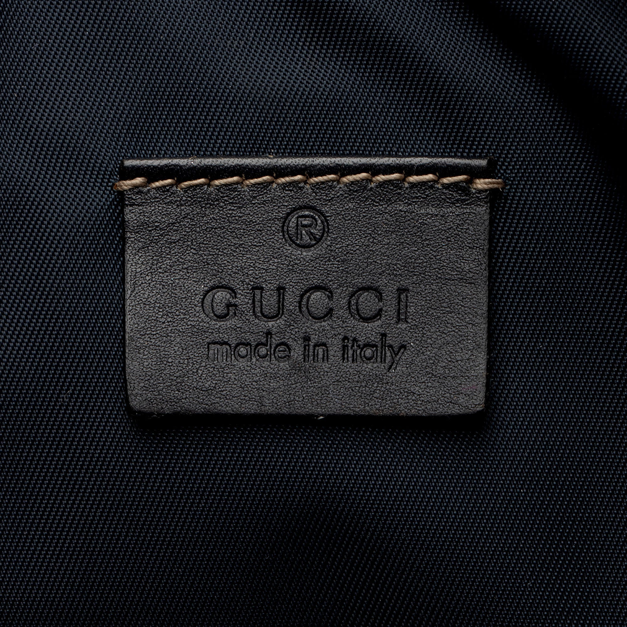 Gucci GG Supreme Cosmetic Case (SHF-g399e7)