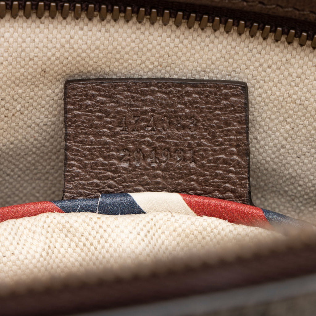 Gucci GG Supreme Courrier Flat Messenger