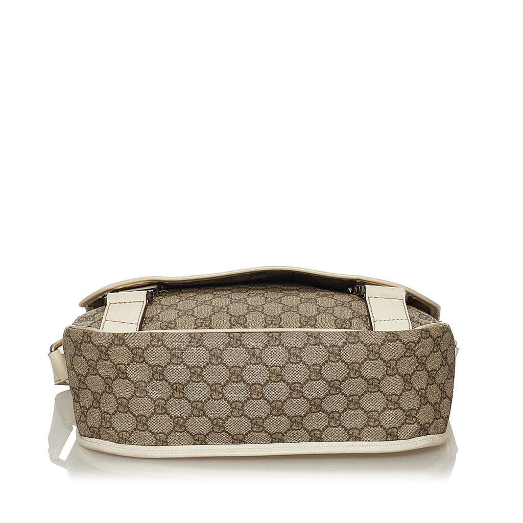 Gucci GG Supreme Crossbody Bag (SHG-29148)