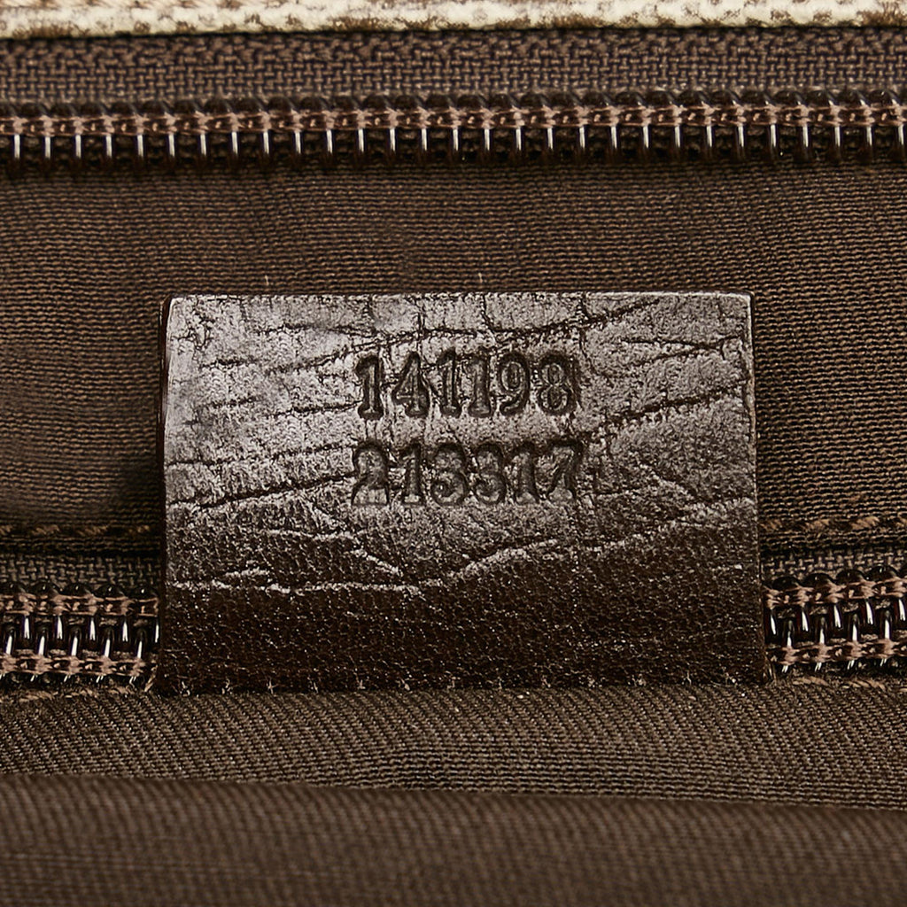 Gucci GG Supreme Crossbody Bag (SHG-hoqwFo)