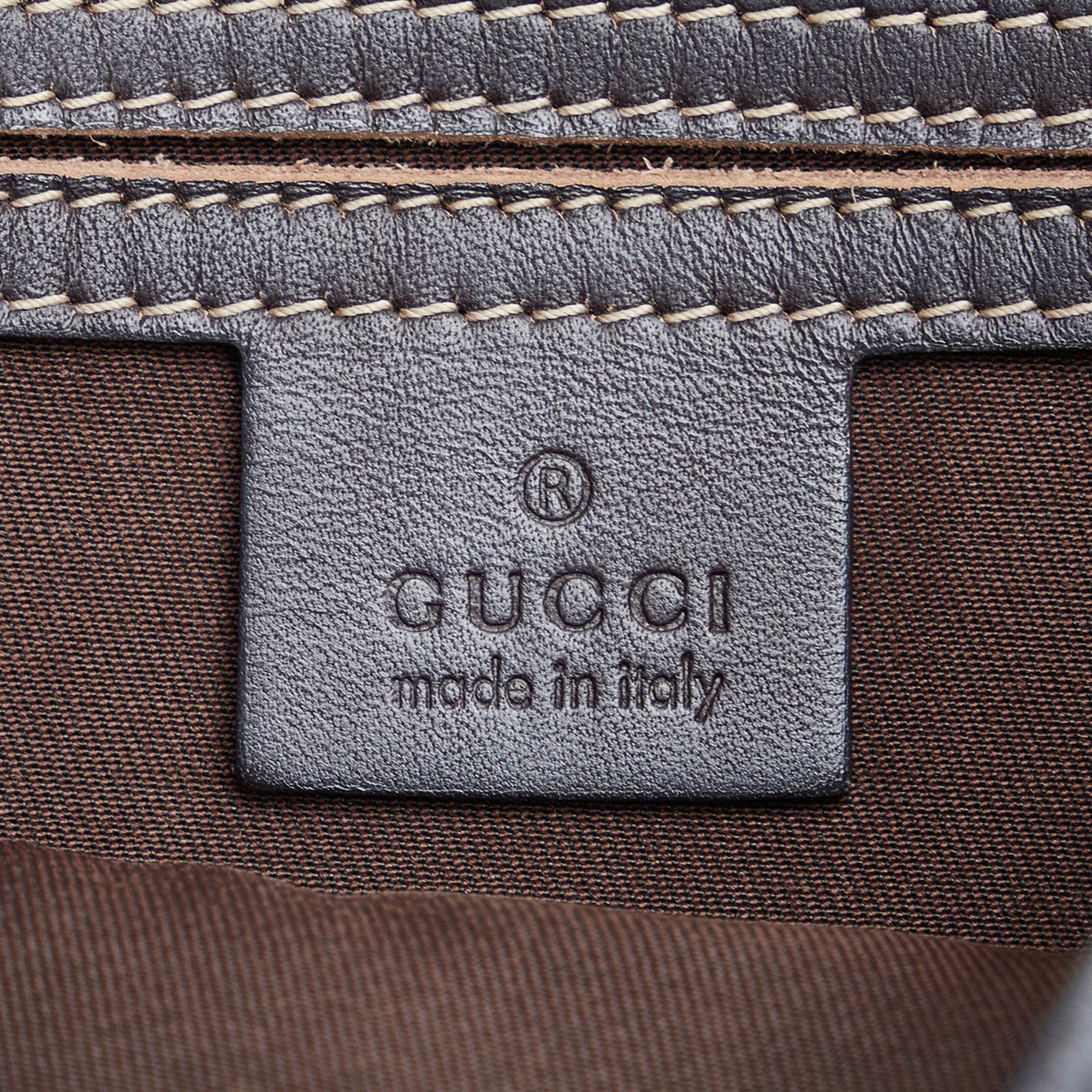 Gucci GG Supreme Crossbody Bag (SHG-nsgh8c)