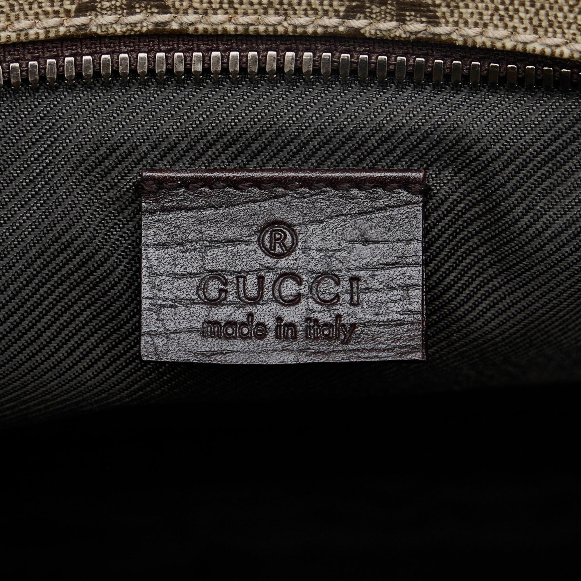 Gucci GG Supreme Crossbody Bag (SHG-tRkLLV)
