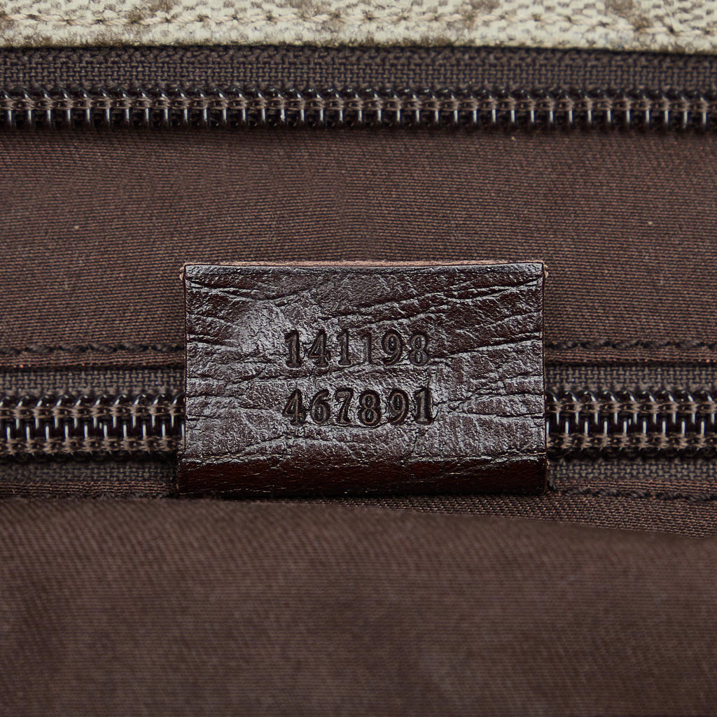 Gucci GG Supreme Crossbody Bag (SHG-GZ28qJ)
