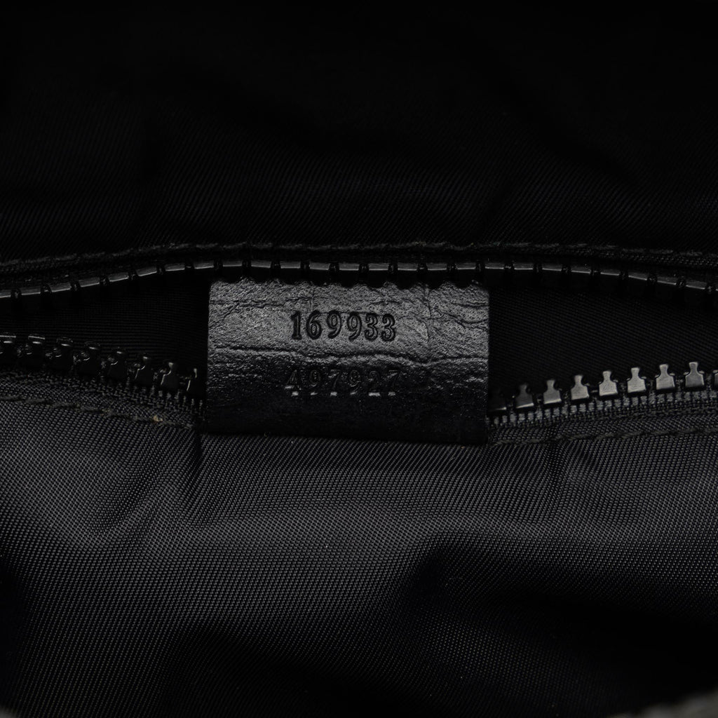 Gucci GG Supreme Crossbody Bag (SHG-KnViiJ)