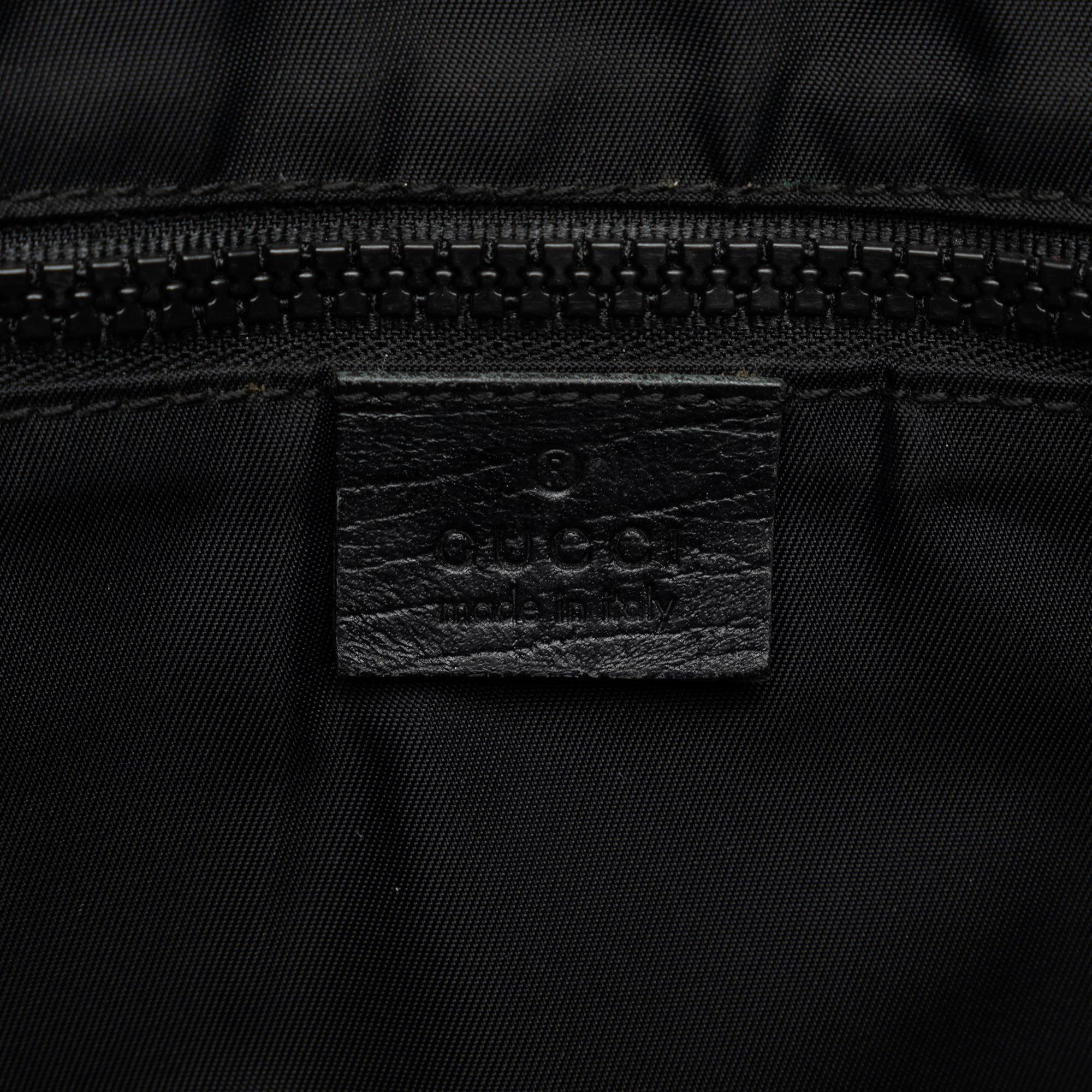 Gucci GG Supreme Crossbody Bag (SHG-KnViiJ)