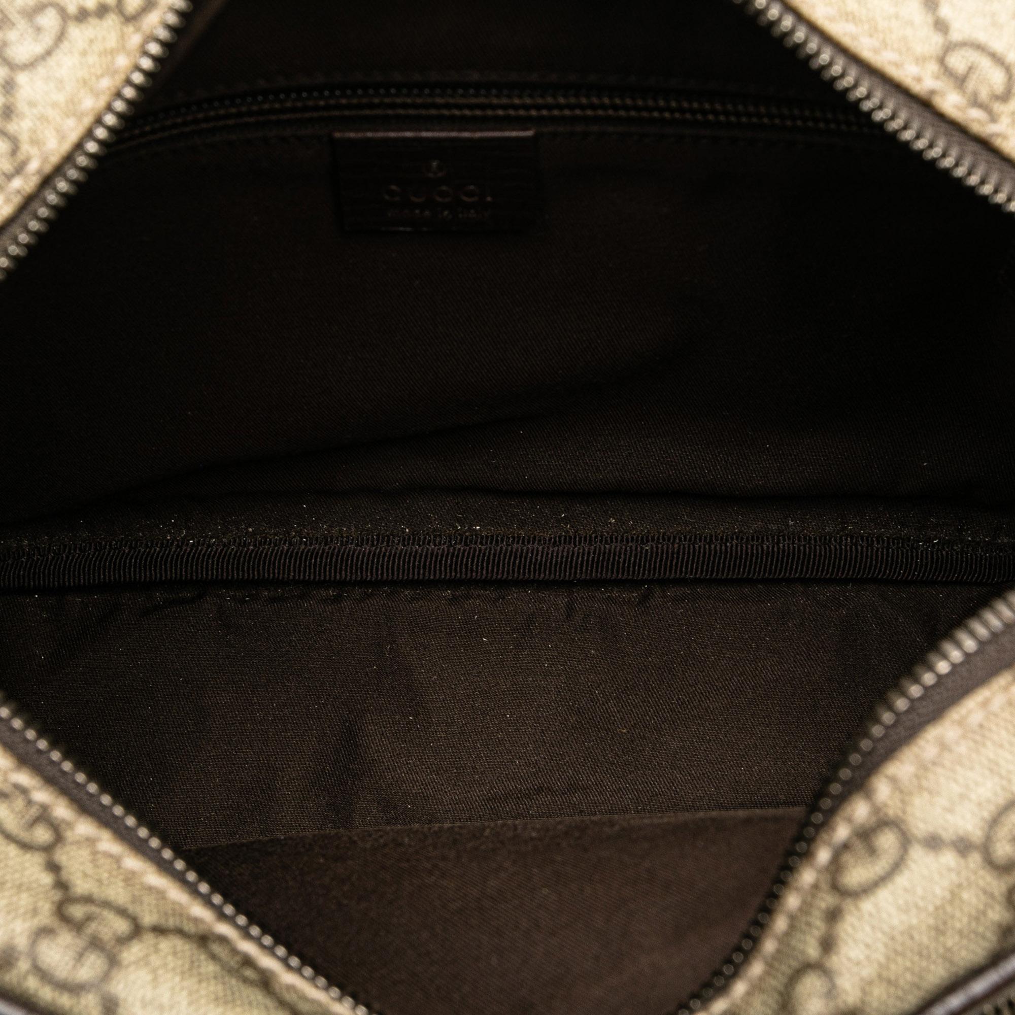 Gucci GG Supreme Crossbody Bag (SHG-WzCVPV)