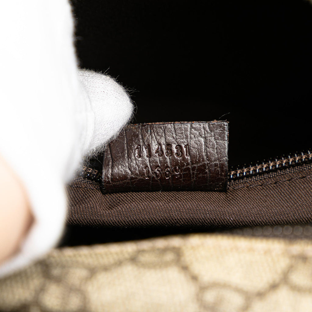 Gucci GG Supreme Crossbody Bag (SHG-liEgwg)