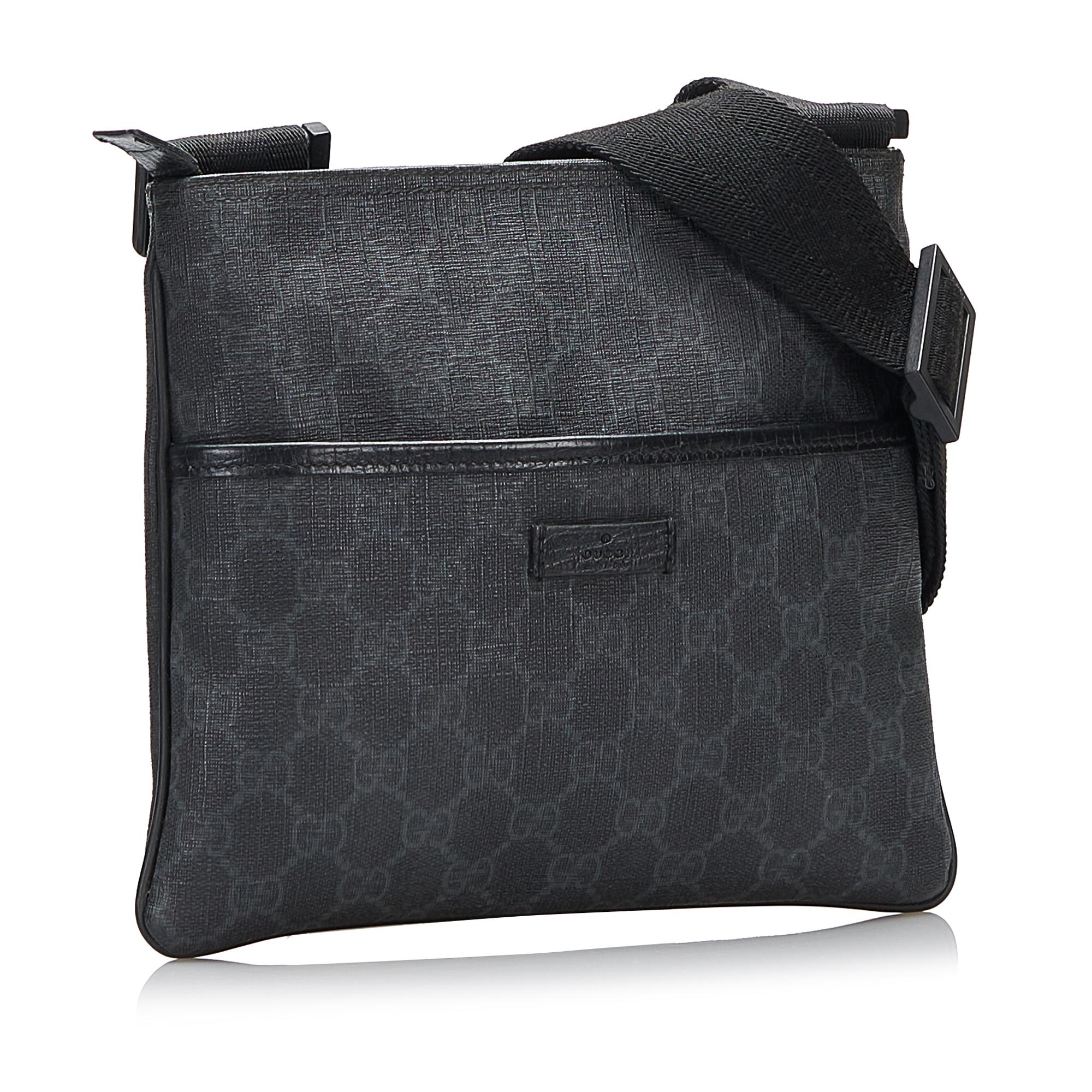 Gucci GG Supreme Crossbody (SHG-wSC046)