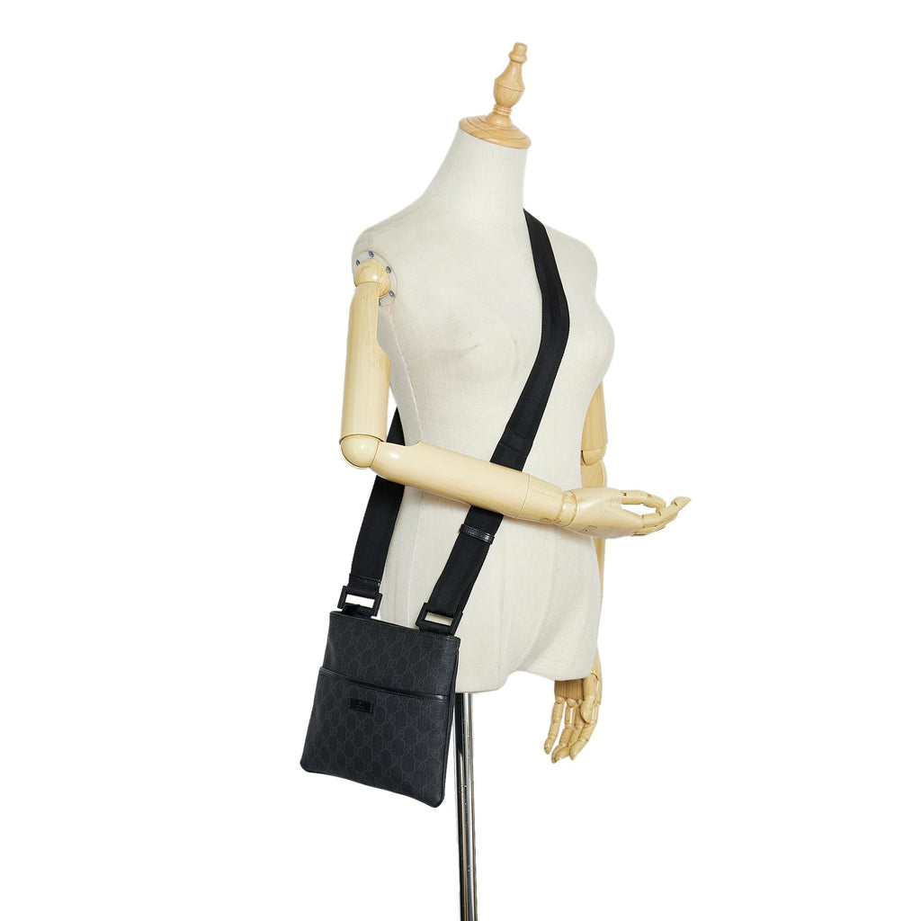Gucci GG Supreme Crossbody (SHG-AMS5DT)