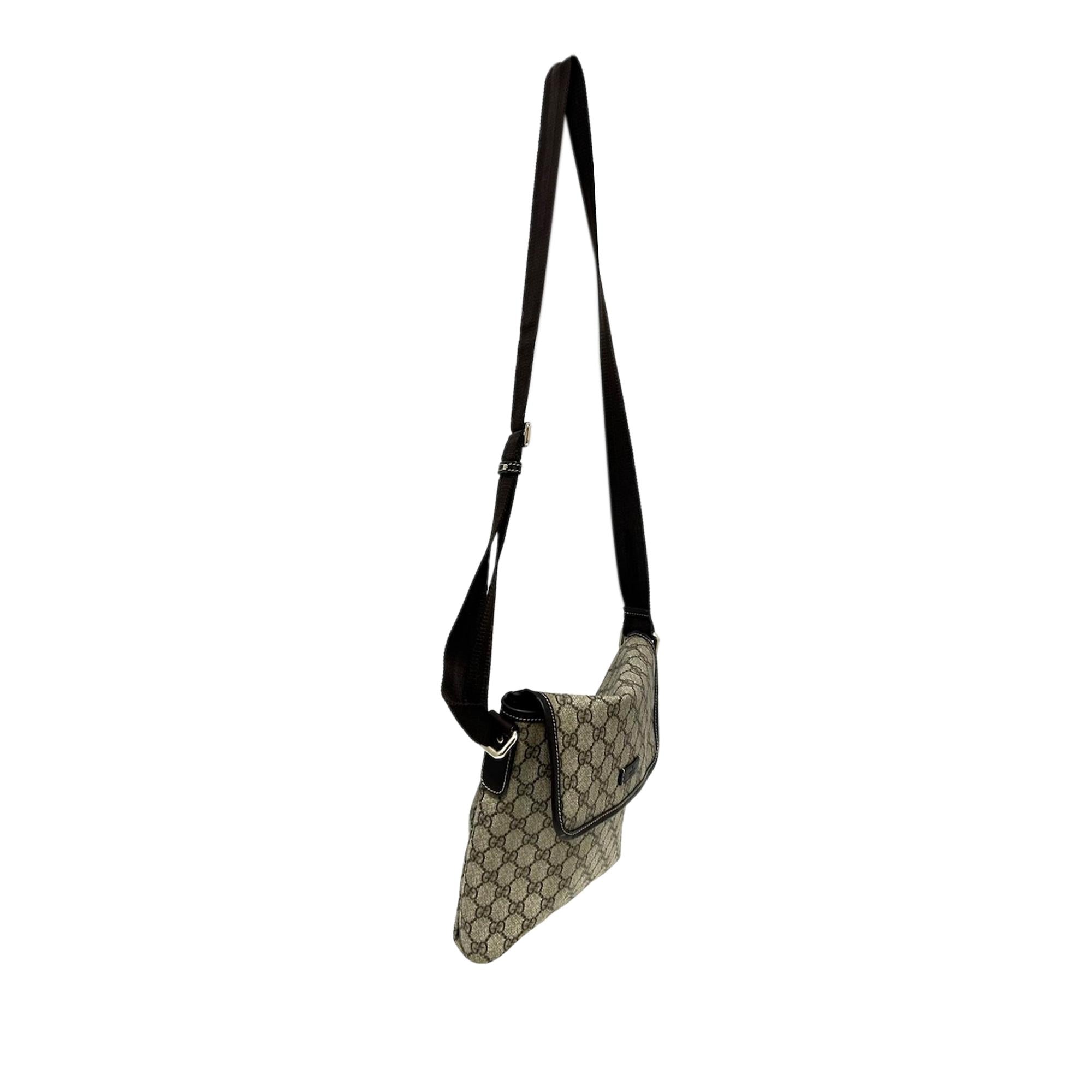 Gucci GG Supreme Crossbody (SHG-ylbS3r)