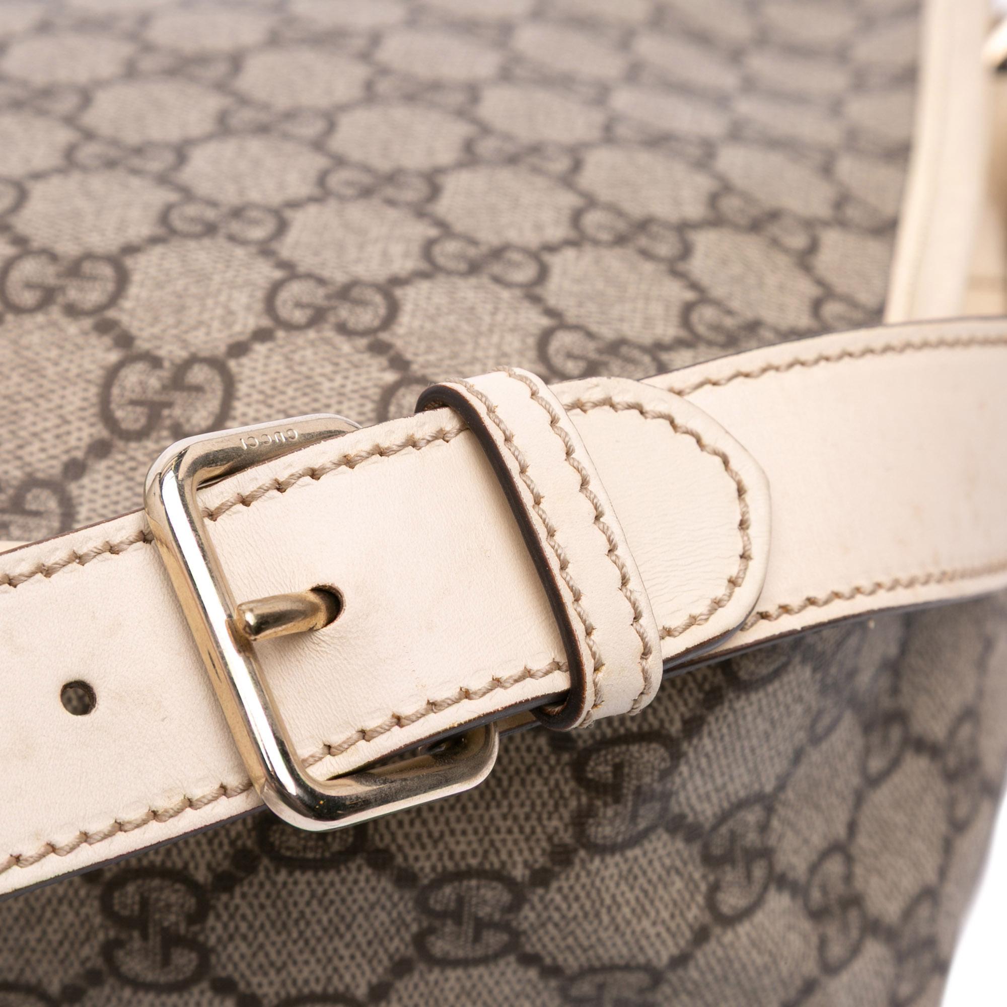 Gucci GG Supreme Crossbody