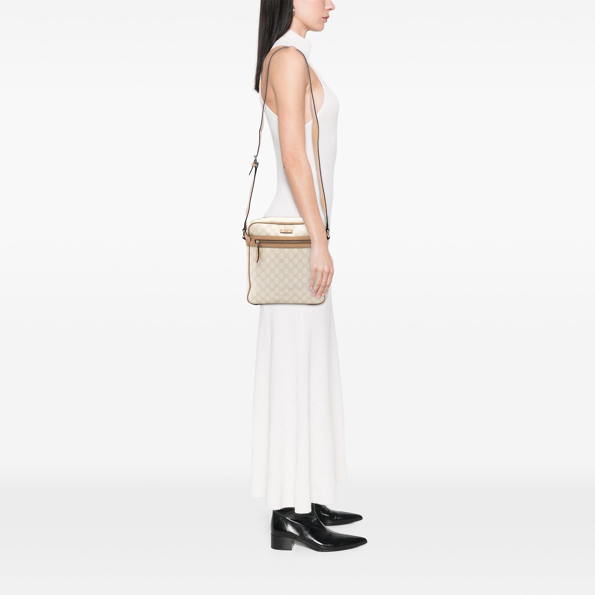 Gucci GG Supreme Crossbody