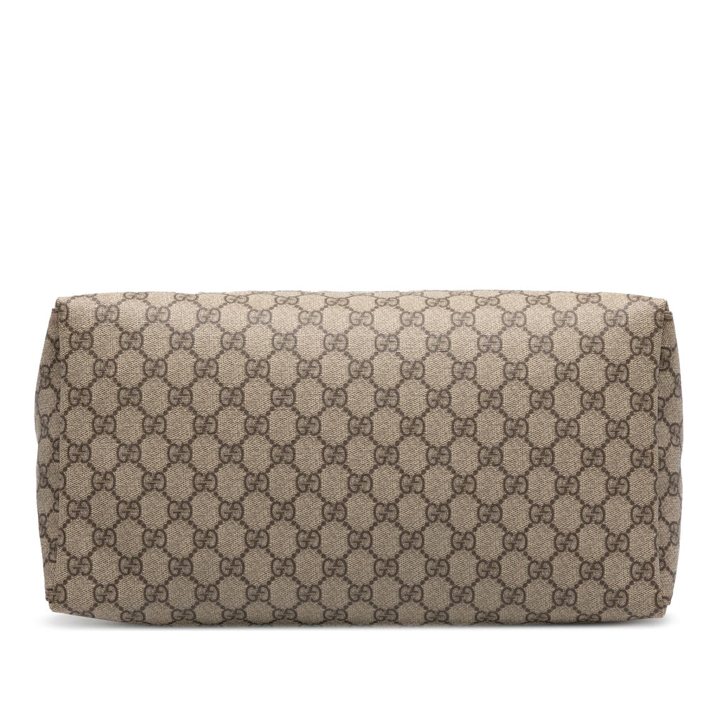 Gucci GG Supreme Diaper Messenger Bag