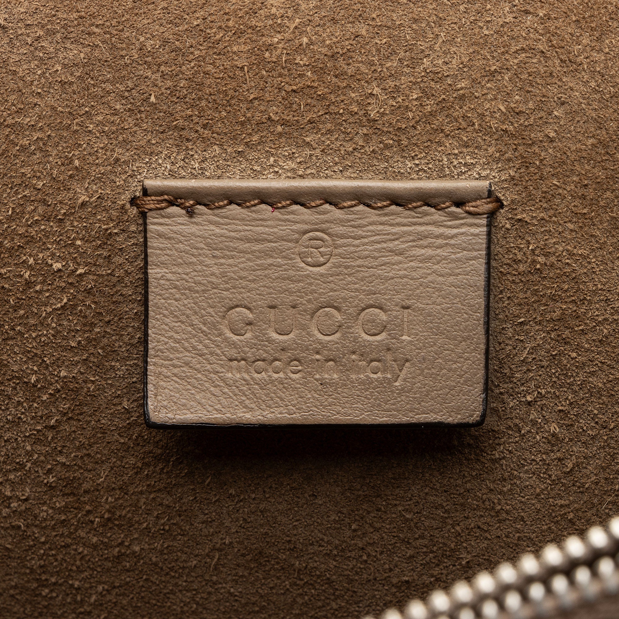 Gucci GG Supreme Dionysus Medium Shoulder Bag (SHF-MaHPZO)