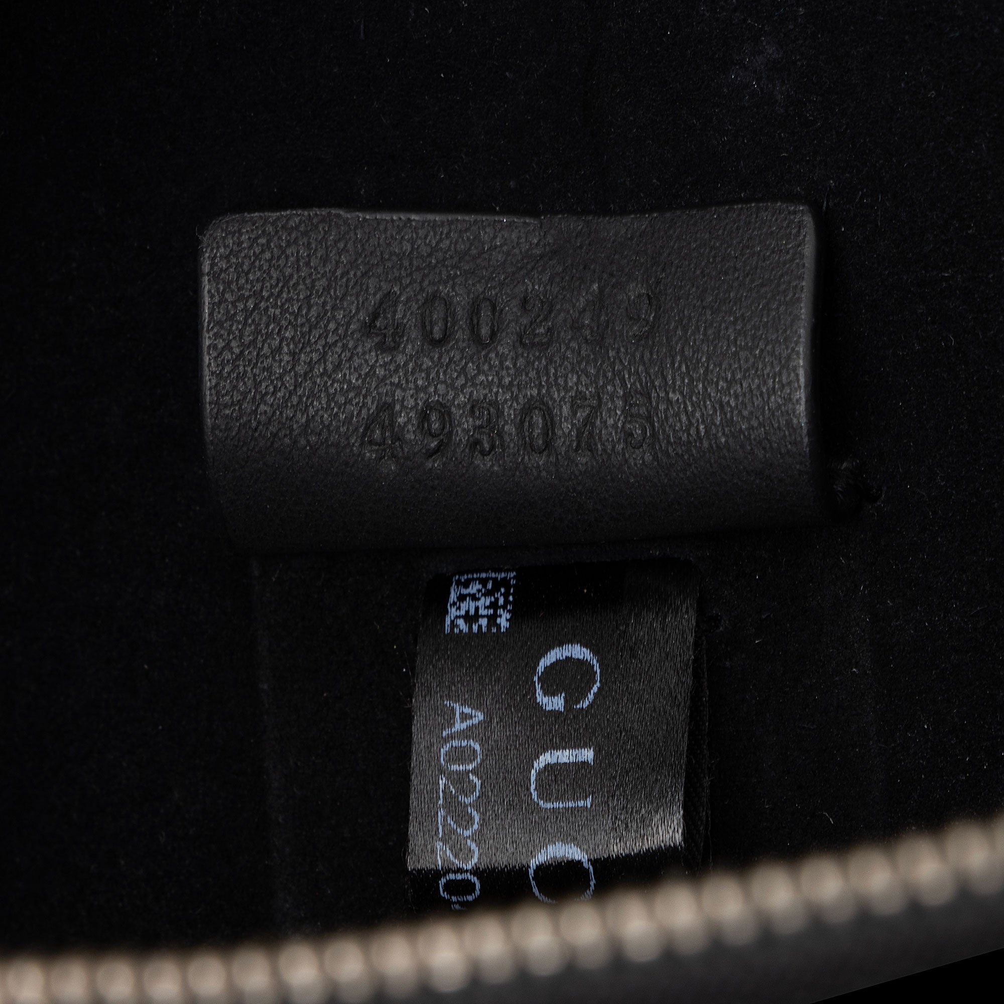 Gucci GG Supreme Dionysus Medium Shoulder Bag