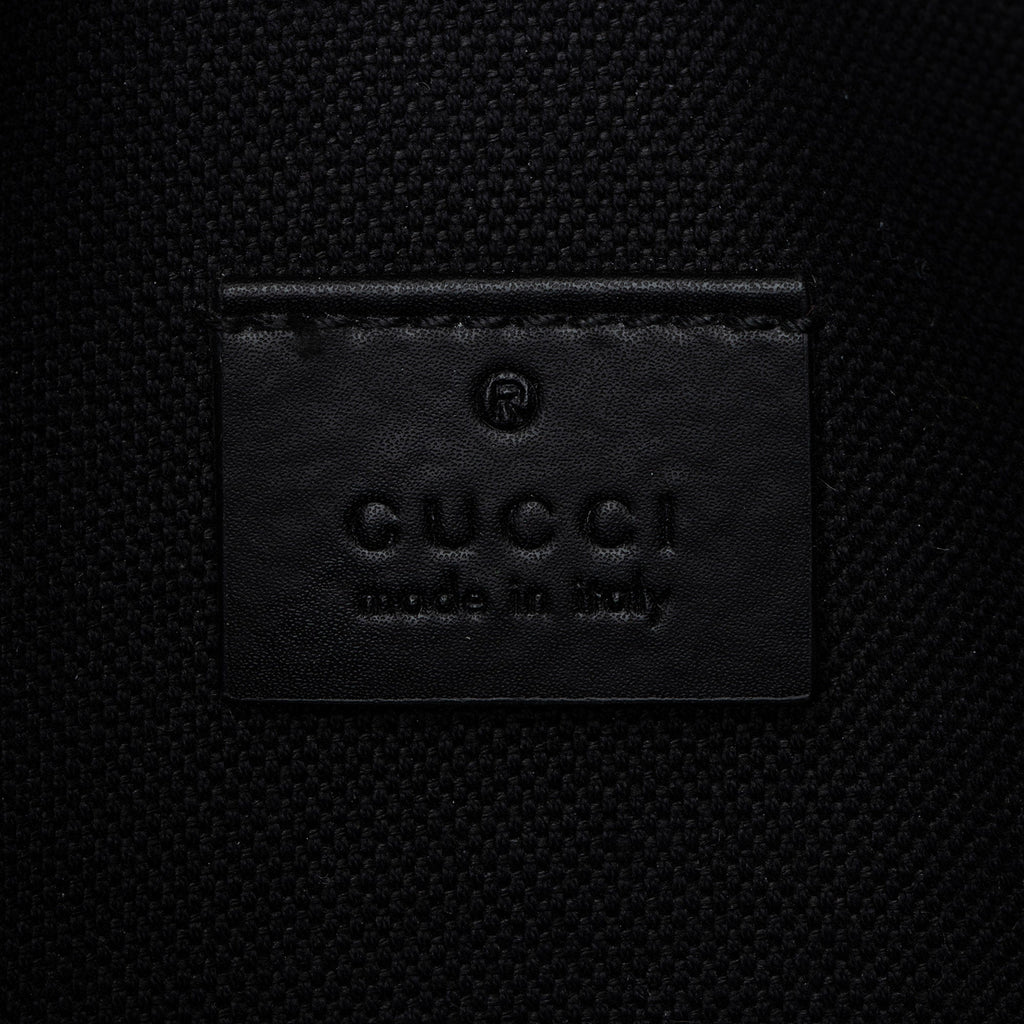Gucci GG Supreme Envelope Medium Messenger Bag (SHF-wZrT5w)