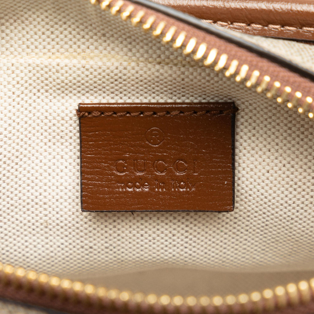 Gucci GG Supreme Fake/Not Cosmetic Pouch (SHG-01esex)