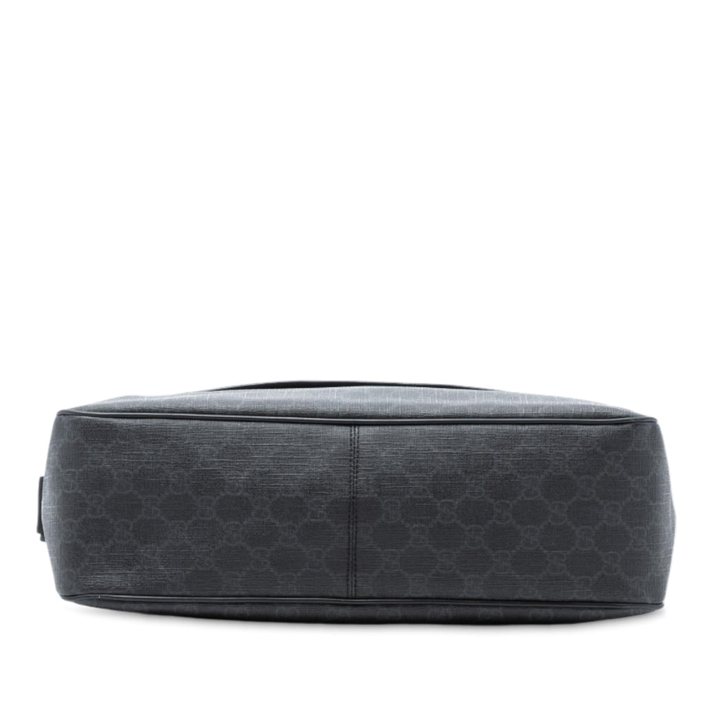 Gucci GG Supreme Flap Messenger Bag