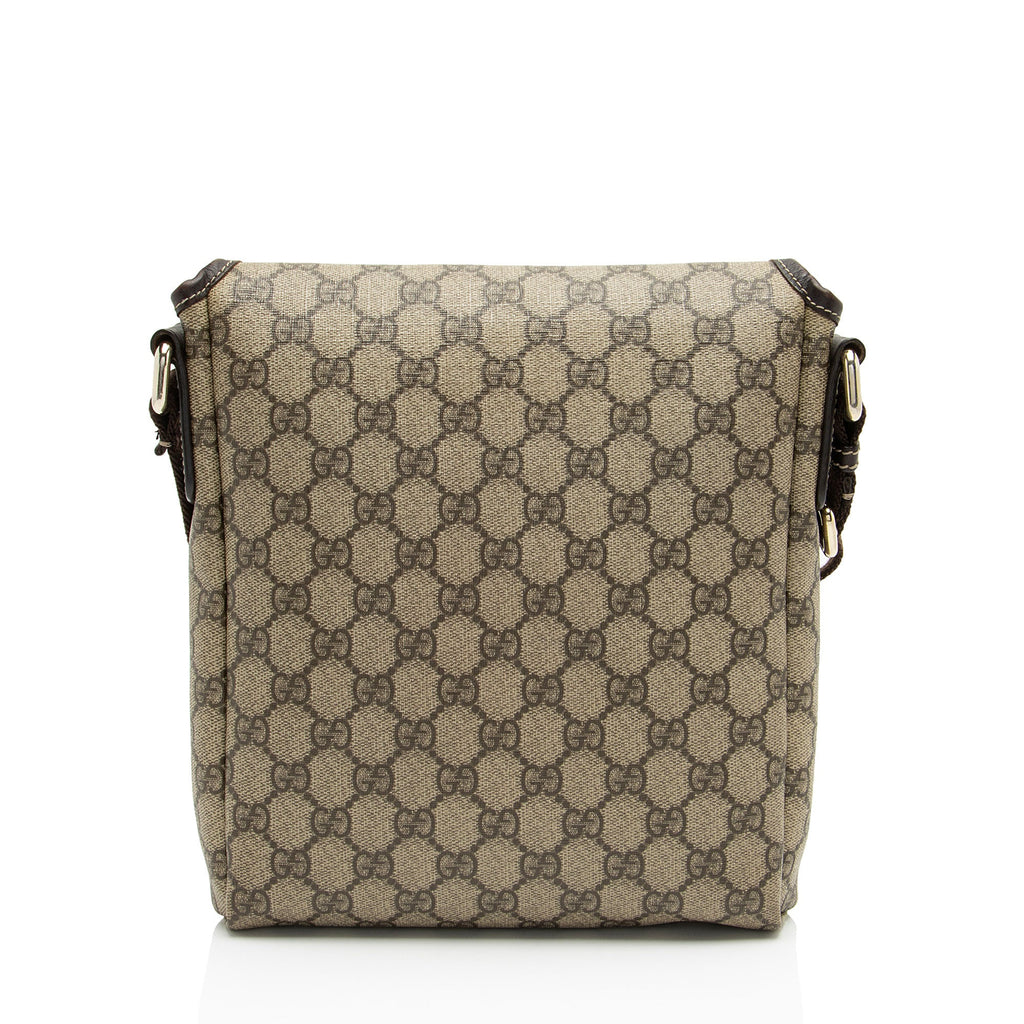 Gucci GG Supreme Flap Small Messenger