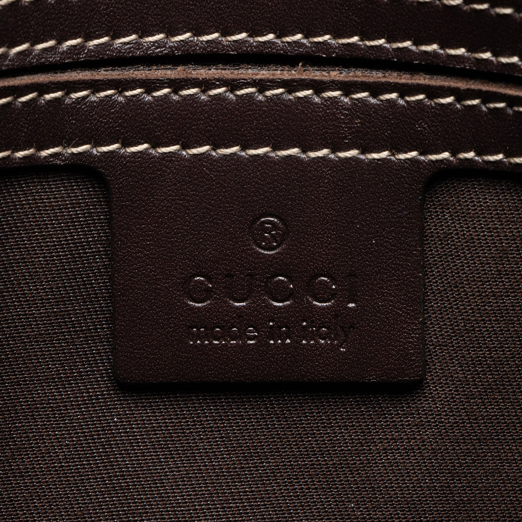 Gucci GG Supreme Flap Small Messenger