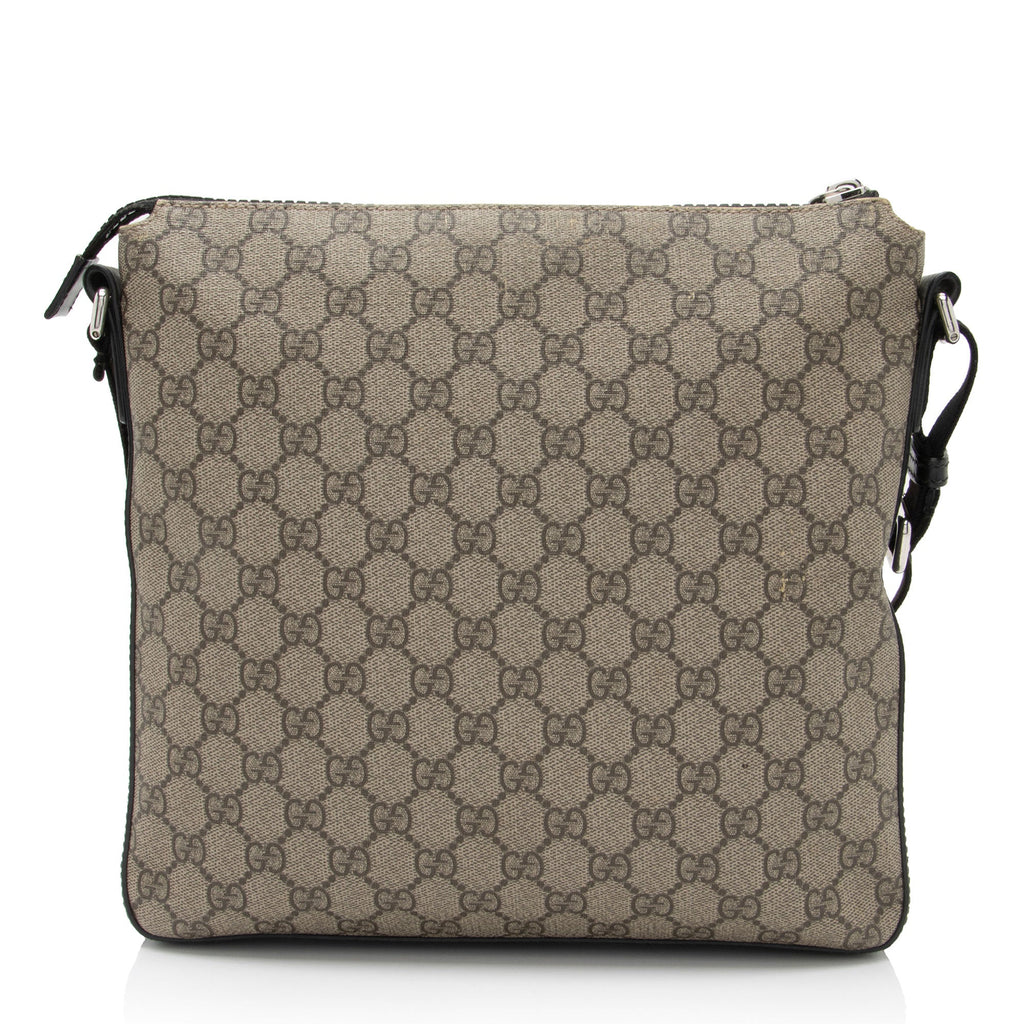 Gucci GG Supreme Flat Front Zip Messenger (SHF-7C0ZEs)