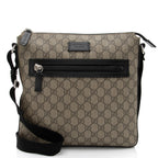 Gucci GG Supreme Flat Front Zip Messenger (SHF-7C0ZEs)