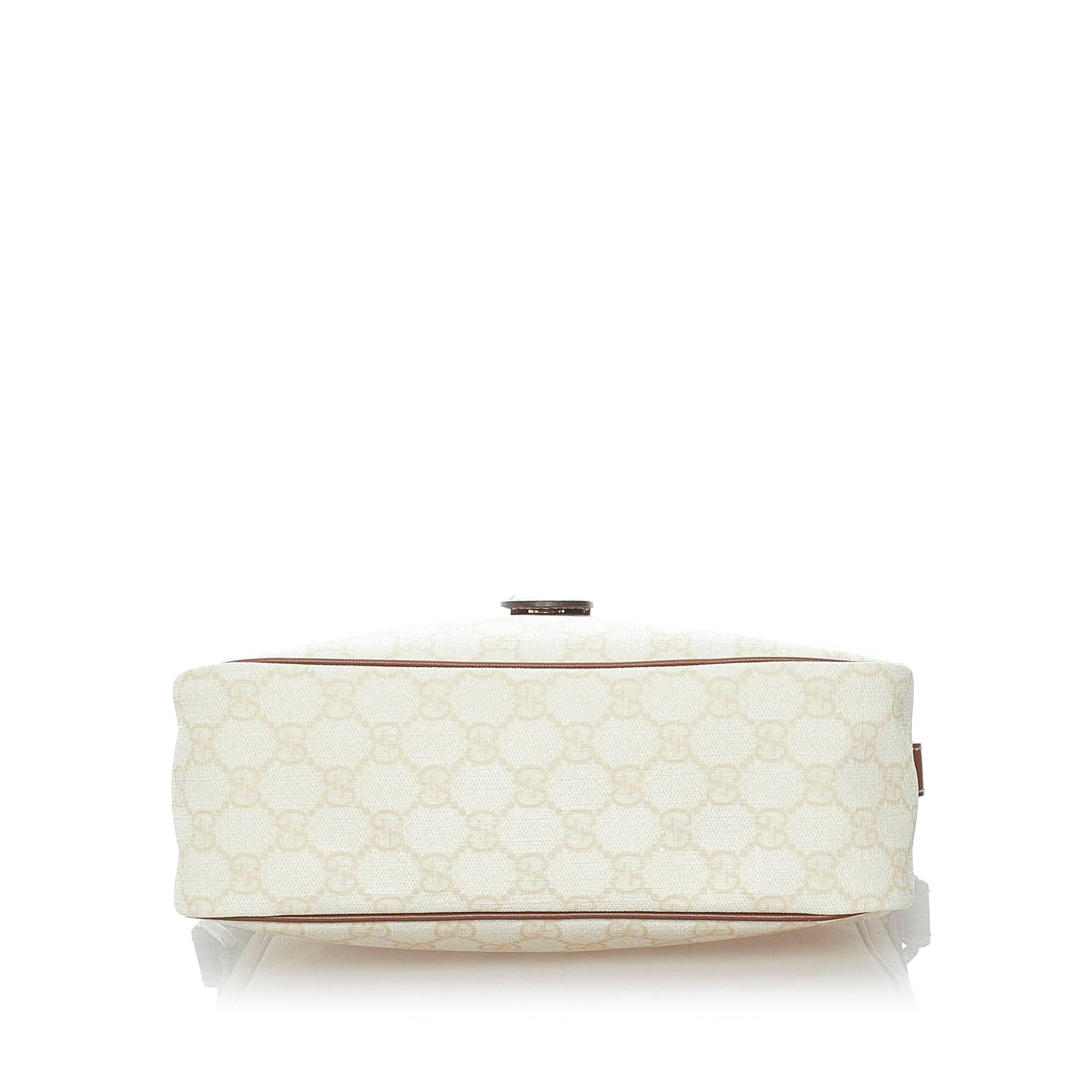 Gucci GG Supreme Handbag (SHG-31767)