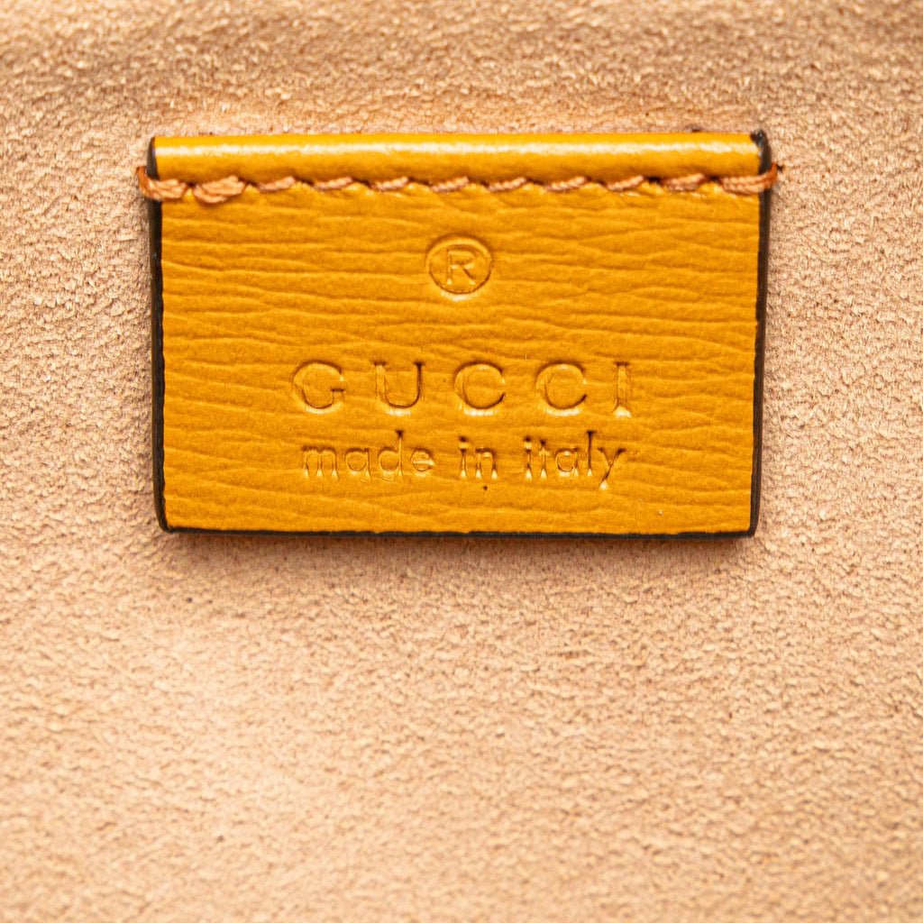 Gucci GG Supreme Interlocking G Clutch (SHG-YuBKLo)