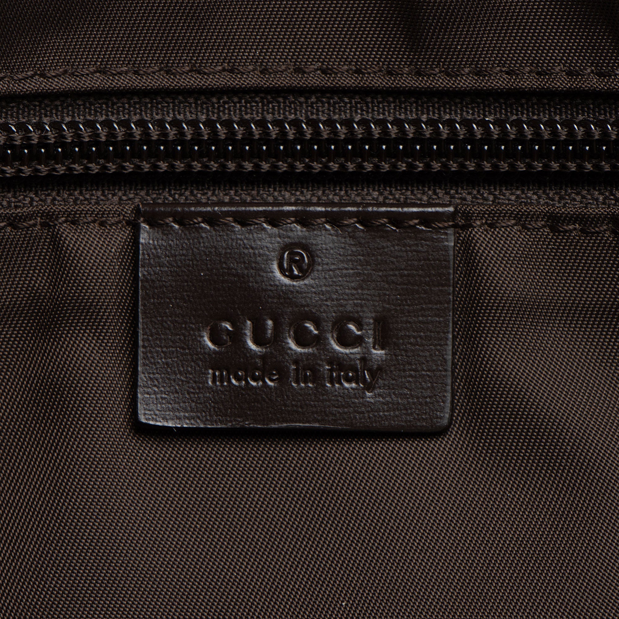 Gucci GG Supreme Interlocking G Medium Backpack (SHF-QiGfpu)